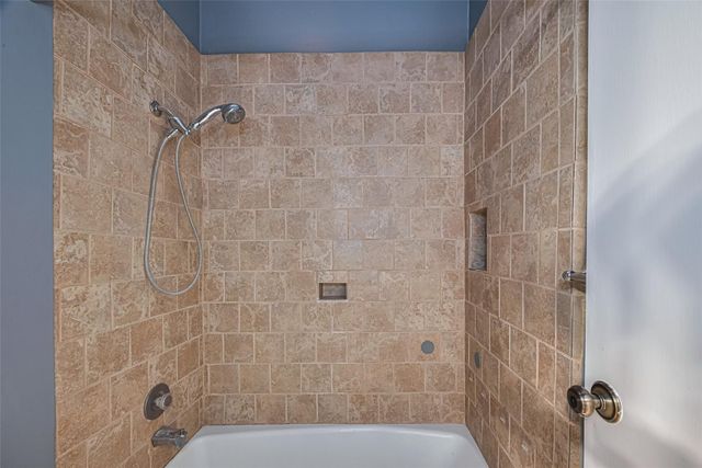 11914 Ashmead Drive, Houston, TX 77077