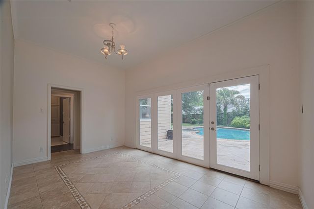 11914 Ashmead Drive, Houston, TX 77077
