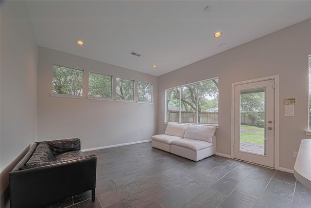 11914 Ashmead Drive, Houston, TX 77077