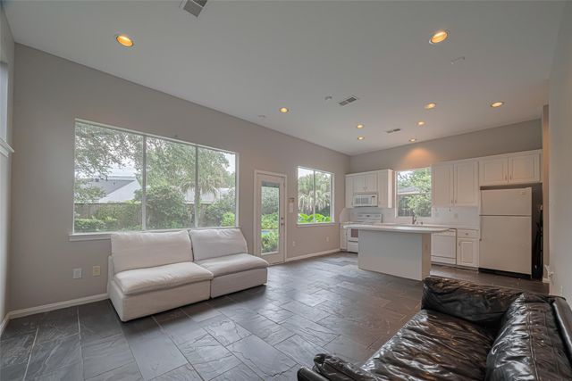 11914 Ashmead Drive, Houston, TX 77077