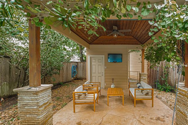 11914 Ashmead Drive, Houston, TX 77077