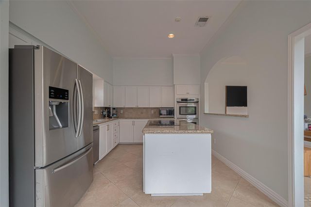 11914 Ashmead Drive, Houston, TX 77077