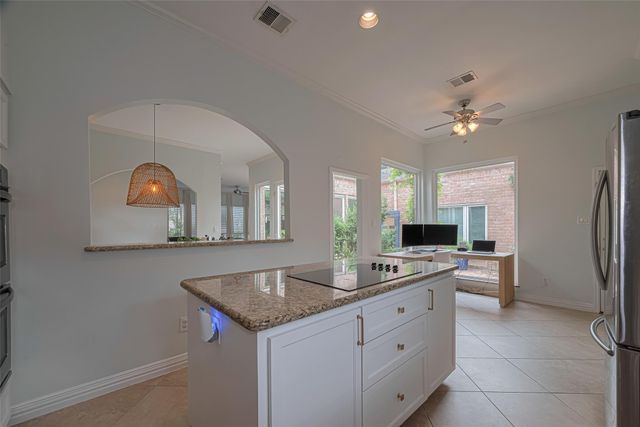 11914 Ashmead Drive, Houston, TX 77077