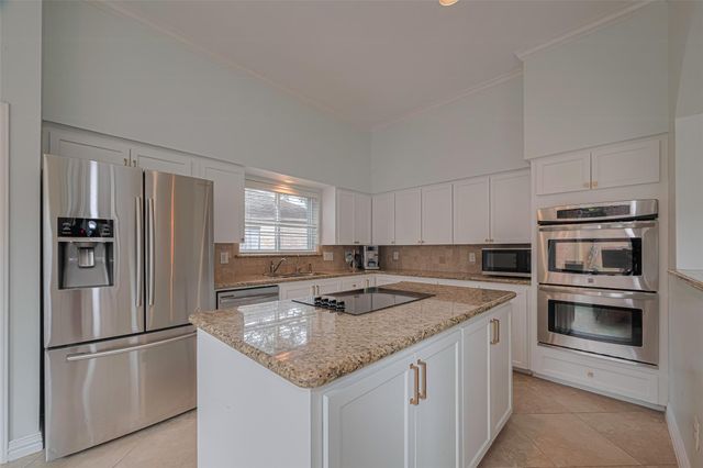 11914 Ashmead Drive, Houston, TX 77077