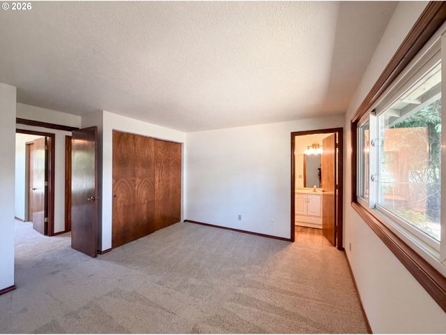 12685 Sw PERCHERON Ln, Beaverton, OR 97008