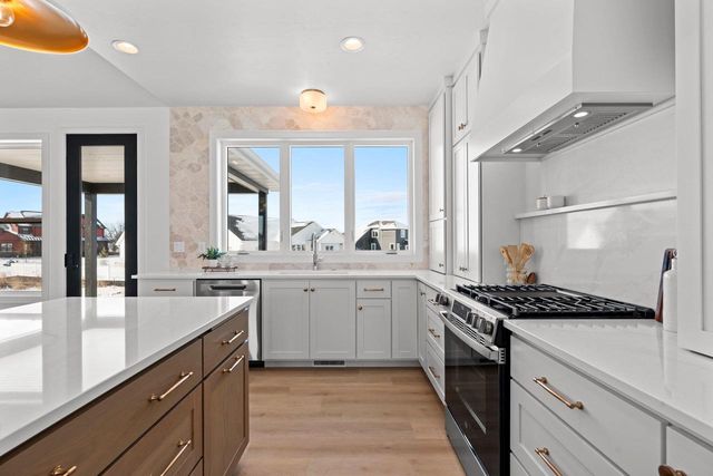 N1335 HIGH POINT LANE, Greenville, WI 54942