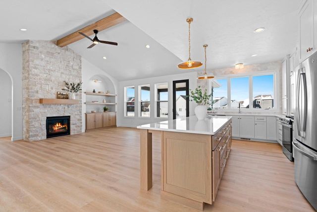 N1335 HIGH POINT LANE, Greenville, WI 54942