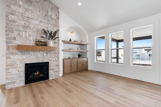 N1335 HIGH POINT LANE, Greenville, WI 54942