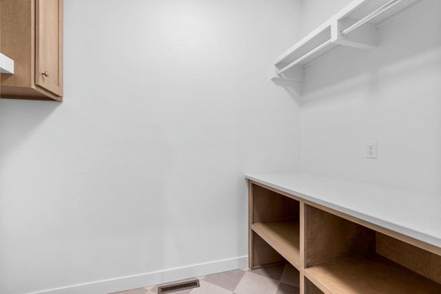 N1335 HIGH POINT LANE, Greenville, WI 54942