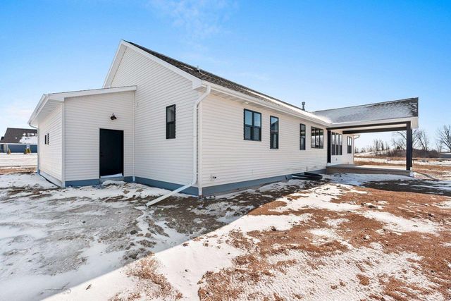 N1335 HIGH POINT LANE, Greenville, WI 54942
