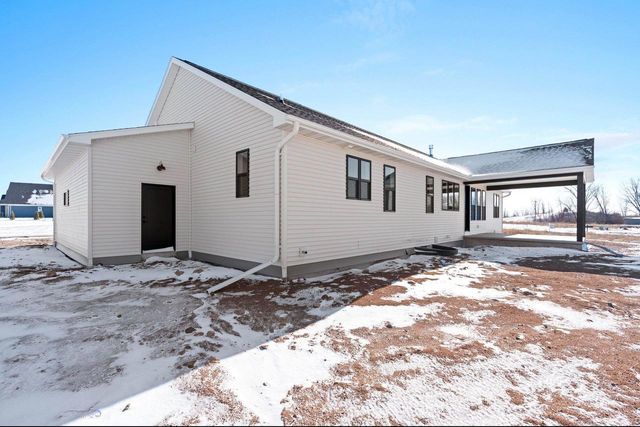 N1335 HIGH POINT LANE, Greenville, WI 54942