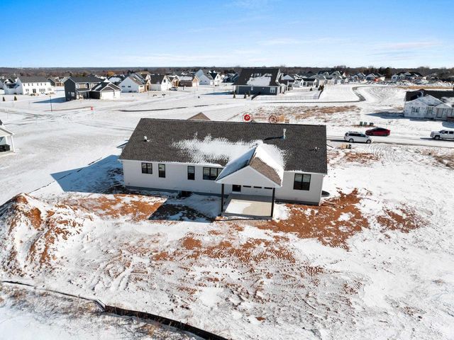 N1335 HIGH POINT LANE, Greenville, WI 54942
