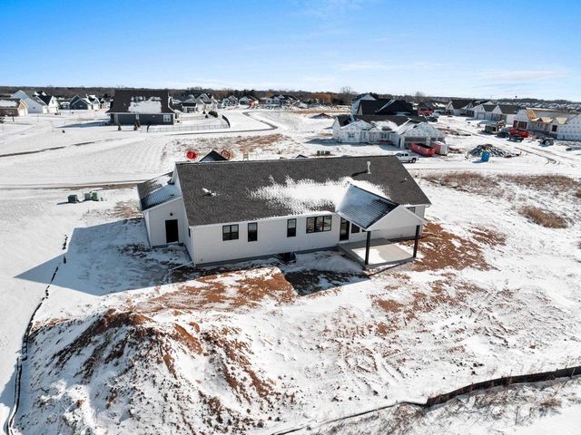 N1335 HIGH POINT LANE, Greenville, WI 54942