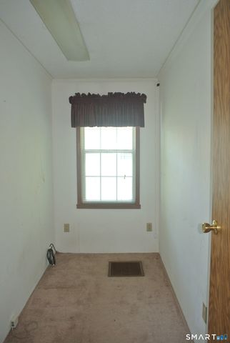11 Ella Circle, Milford, CT 06460