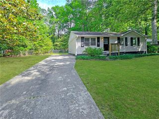 8438 Stonewall Jackson Drive, Jonesboro, GA 30238