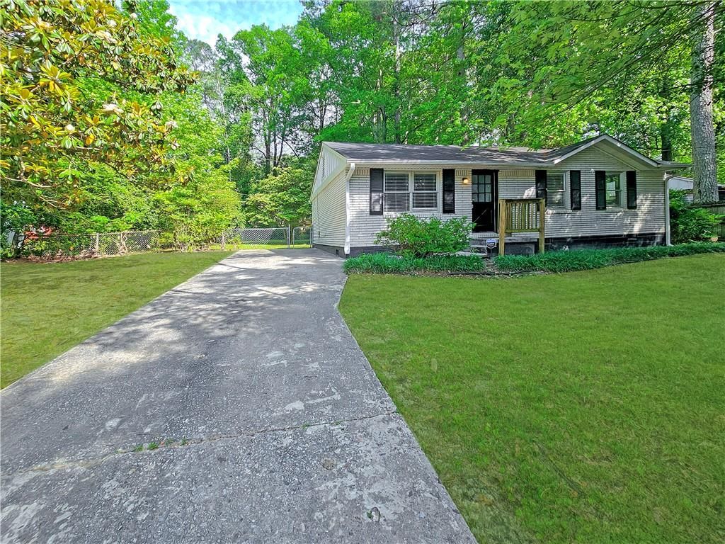 8438 Stonewall Jackson Drive, Jonesboro, GA 30238