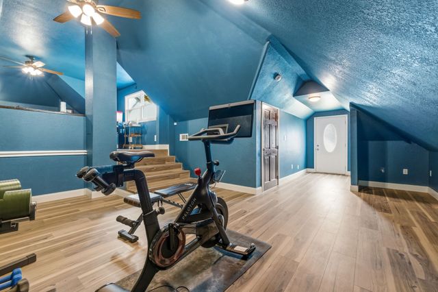 1092 Holly Lane, Lewisville, TX 75067