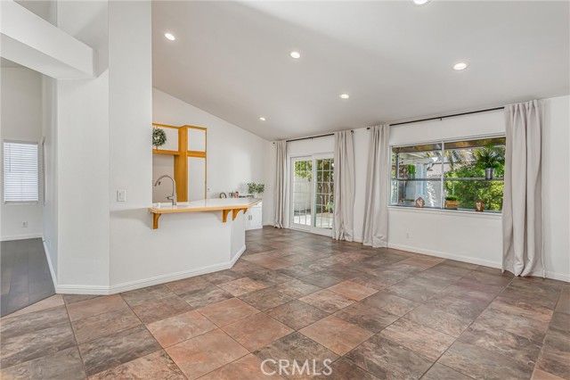 28630 Newcastle, Highland, CA 92346