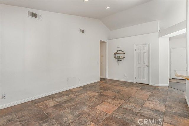 28630 Newcastle, Highland, CA 92346