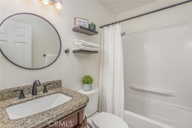 28630 Newcastle, Highland, CA 92346