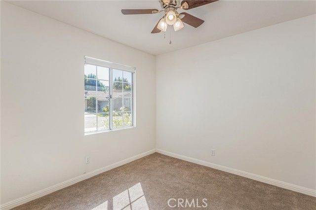 28630 Newcastle, Highland, CA 92346