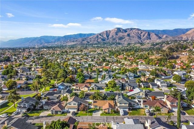 28630 Newcastle, Highland, CA 92346