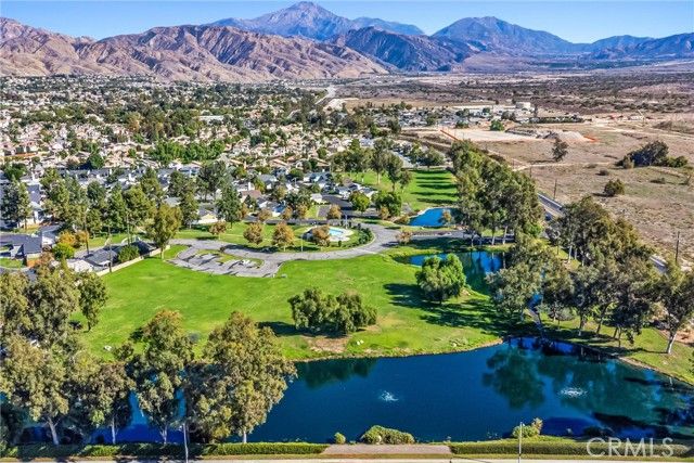 28630 Newcastle, Highland, CA 92346