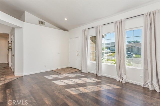 28630 Newcastle, Highland, CA 92346