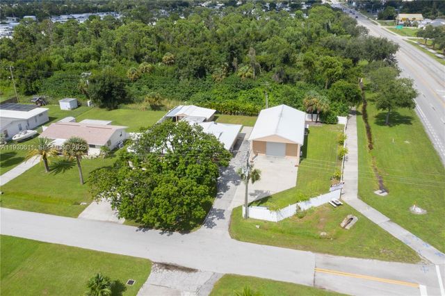 1418 Shirley Dr, Other City - In The State Of Florida, FL 33917