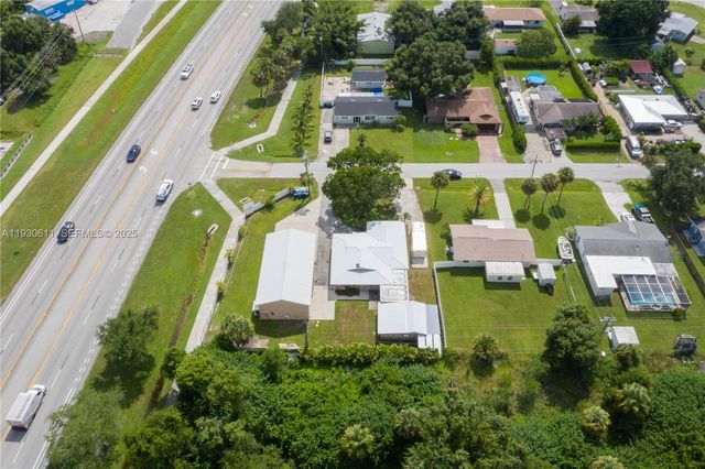 1418 Shirley Dr, Other City - In The State Of Florida, FL 33917