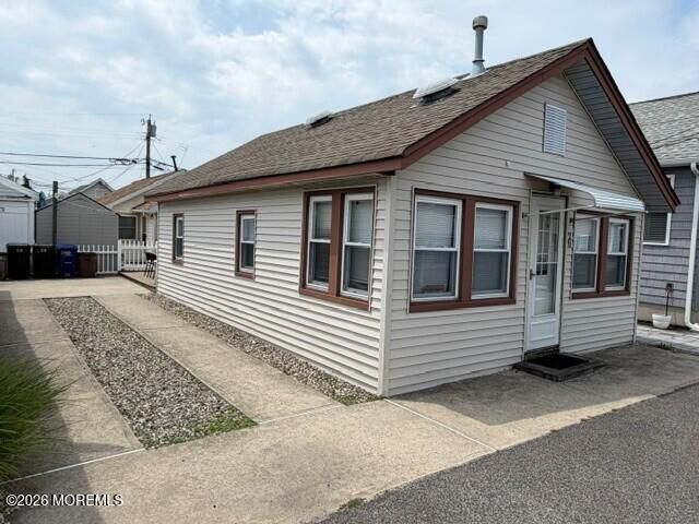 28 2nd Lane, Seaside Park, NJ 08752