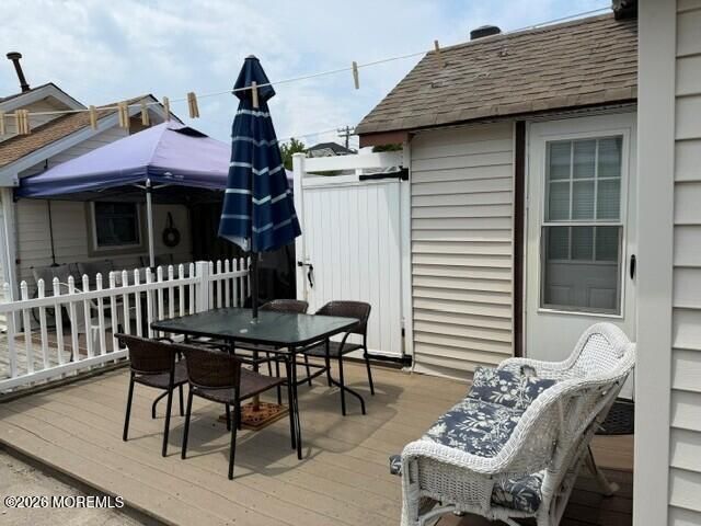 28 2nd Lane, Seaside Park, NJ 08752