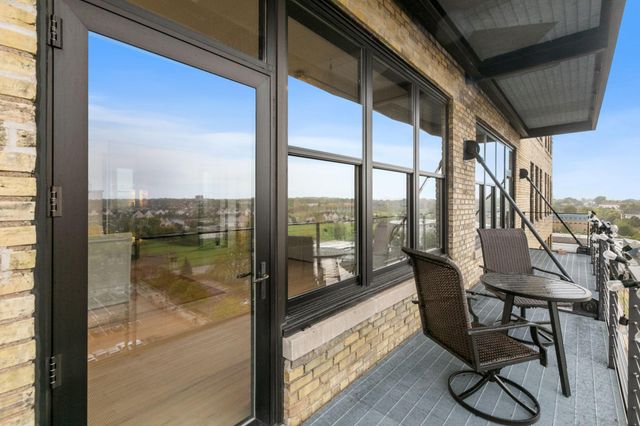 290 Market Street 702, Minneapolis, MN 55405