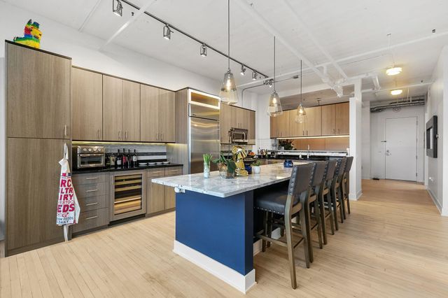 290 Market Street 702, Minneapolis, MN 55405