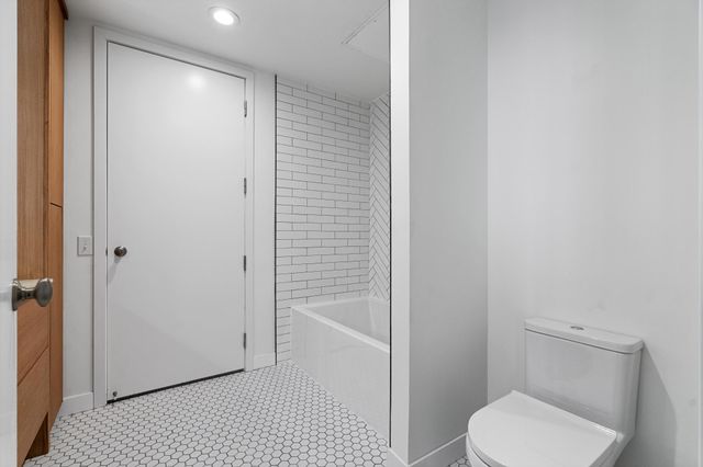 290 Market Street 702, Minneapolis, MN 55405