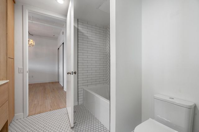 290 Market Street 702, Minneapolis, MN 55405