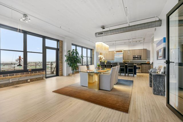 290 Market Street 702, Minneapolis, MN 55405