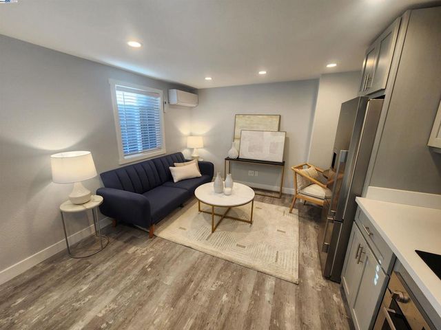 981 Marylin Ave, Livermore, CA 94551