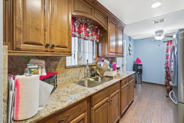 471 N Delta Street, Porterville, CA 93257