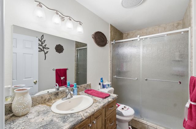 471 N Delta Street, Porterville, CA 93257