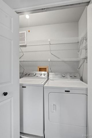 704 Hemingway Lane E, Weldon Spring, MO 63304