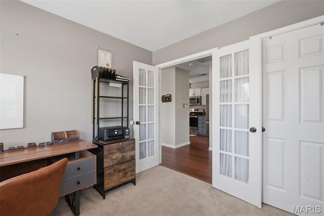 704 Hemingway Lane E, Weldon Spring, MO 63304