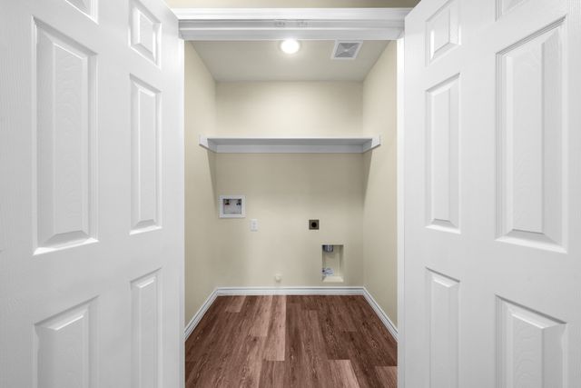 913 Red Oak Drive, West Tawakoni, TX 75474