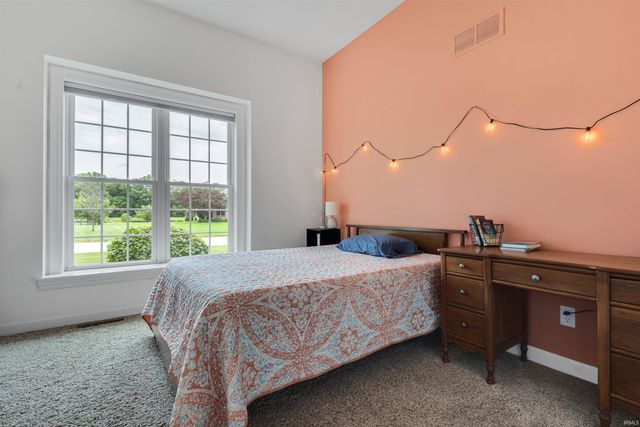 69219 Woodridge Court, New Paris, IN 46553
