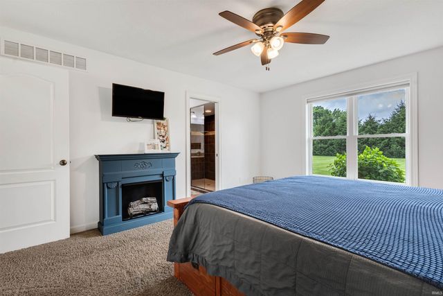 69219 Woodridge Court, New Paris, IN 46553