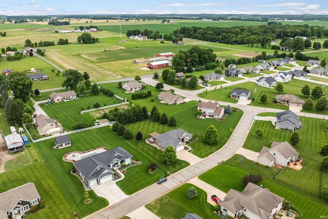 69219 Woodridge Court, New Paris, IN 46553
