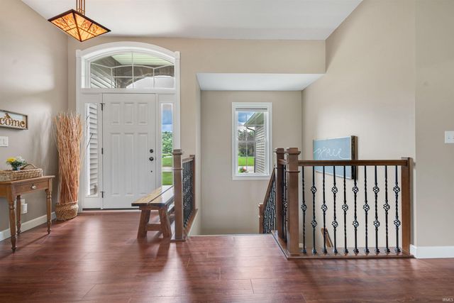 69219 Woodridge Court, New Paris, IN 46553