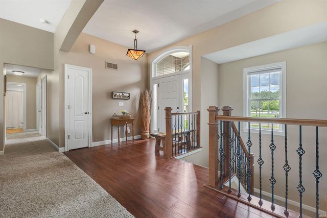 69219 Woodridge Court, New Paris, IN 46553