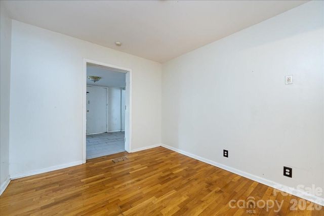 1628 Eastway Drive, Charlotte, NC 28205