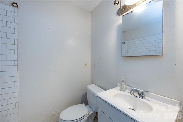 1628 Eastway Drive, Charlotte, NC 28205